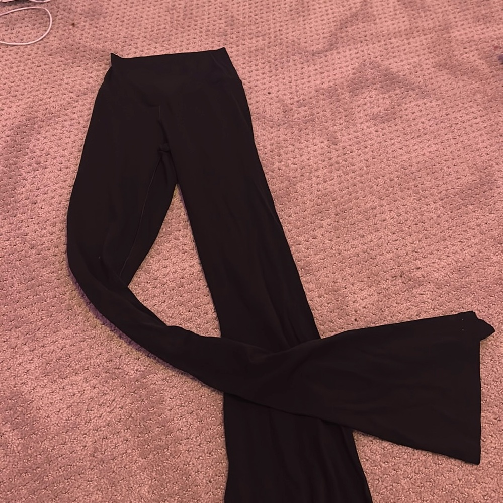 Black Aerie flared leggings! Color - black in size xs!